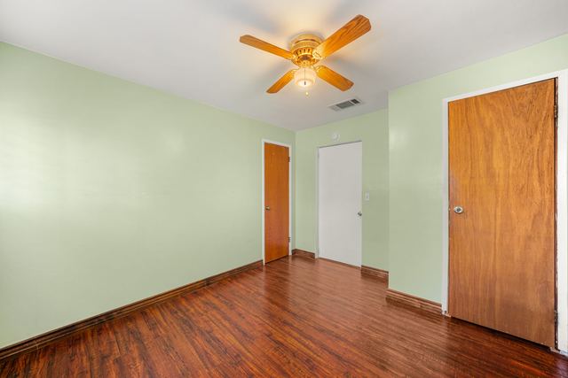 621 W Sunkist St: Bedroom