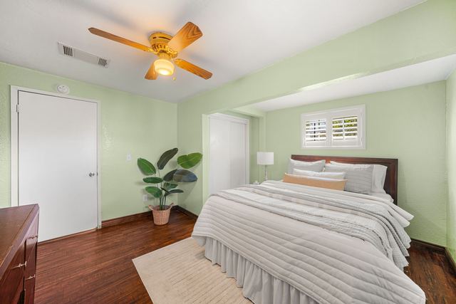 621 W Sunkist St: Bedroom